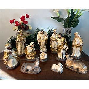 Presépio 11 peças resina importado cor e dourado 22cm