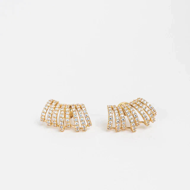 Brinco Ear Hook 8 Filetes Cravejado Banho Dourado