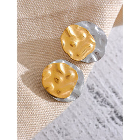 Brinco Orgânico Martelado Duplo Banhado a Ouro 18K | Coleção Firenze